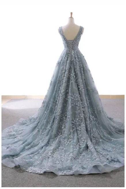 Gorgeous A-line Grey Lace Appliques Long Prom Gown KS4543