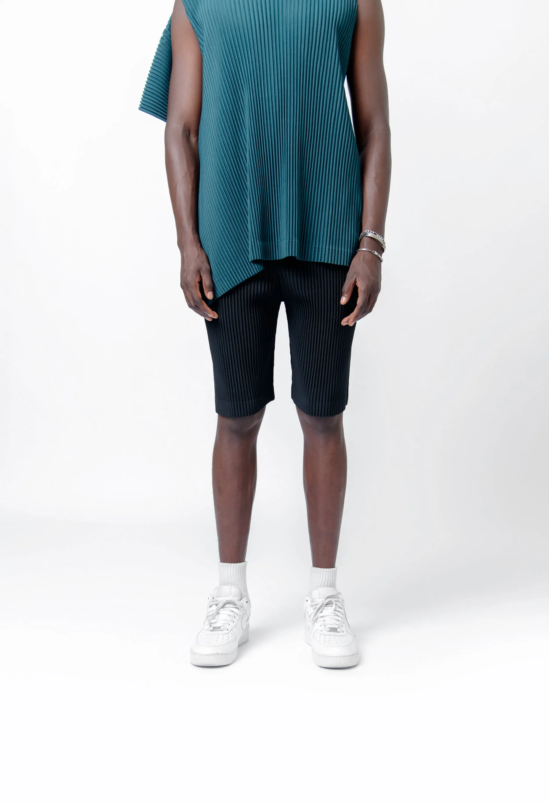 MC August Shorts Black HP48-JF110-15