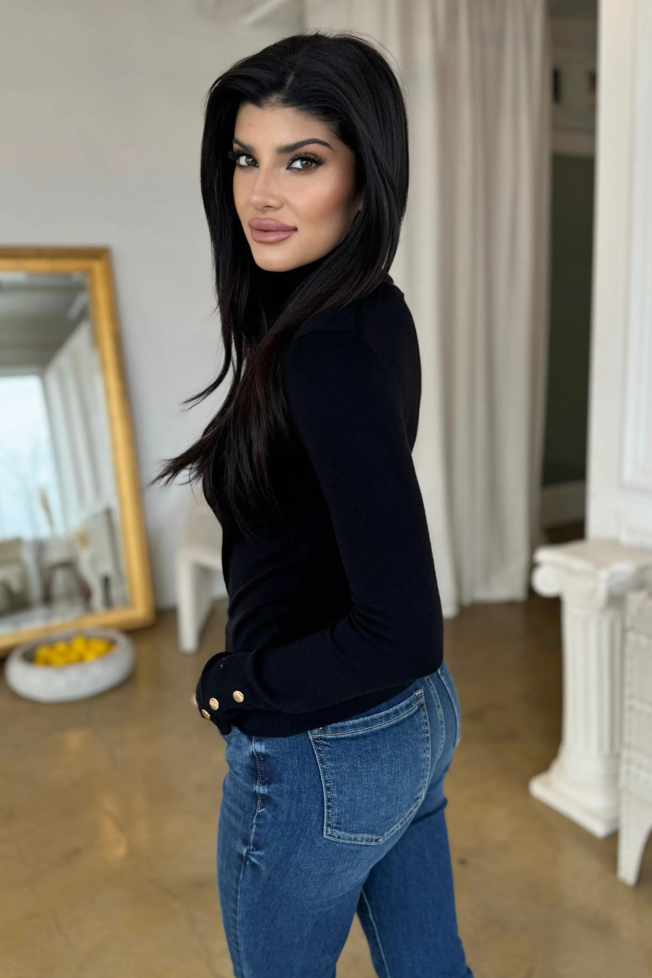 THE CLASSIC TURTLENECK