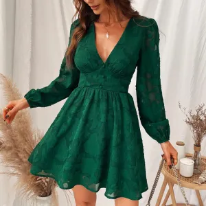 Women's Sophisticated Deep Plunge V-Neck Floral Lace Mini Dress
